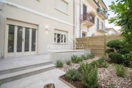 casa indipendente in vendita a Camaiore in zona Lido di Camaiore