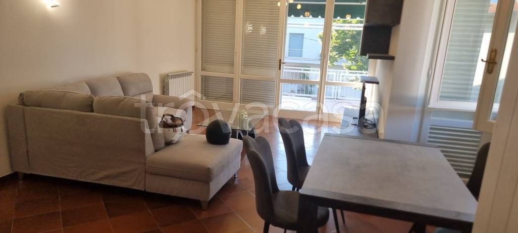 appartamento in vendita a Camaiore in zona Lido di Camaiore