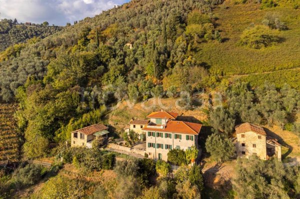 casa indipendente in vendita a Camaiore in zona Nocchi