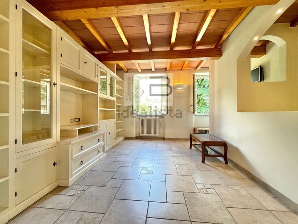 casa indipendente in vendita a Camaiore in zona Pieve di Camaiore