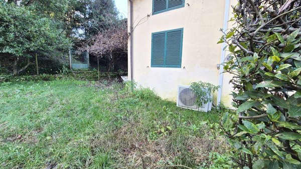 casale in vendita a Camaiore in zona Lido di Camaiore