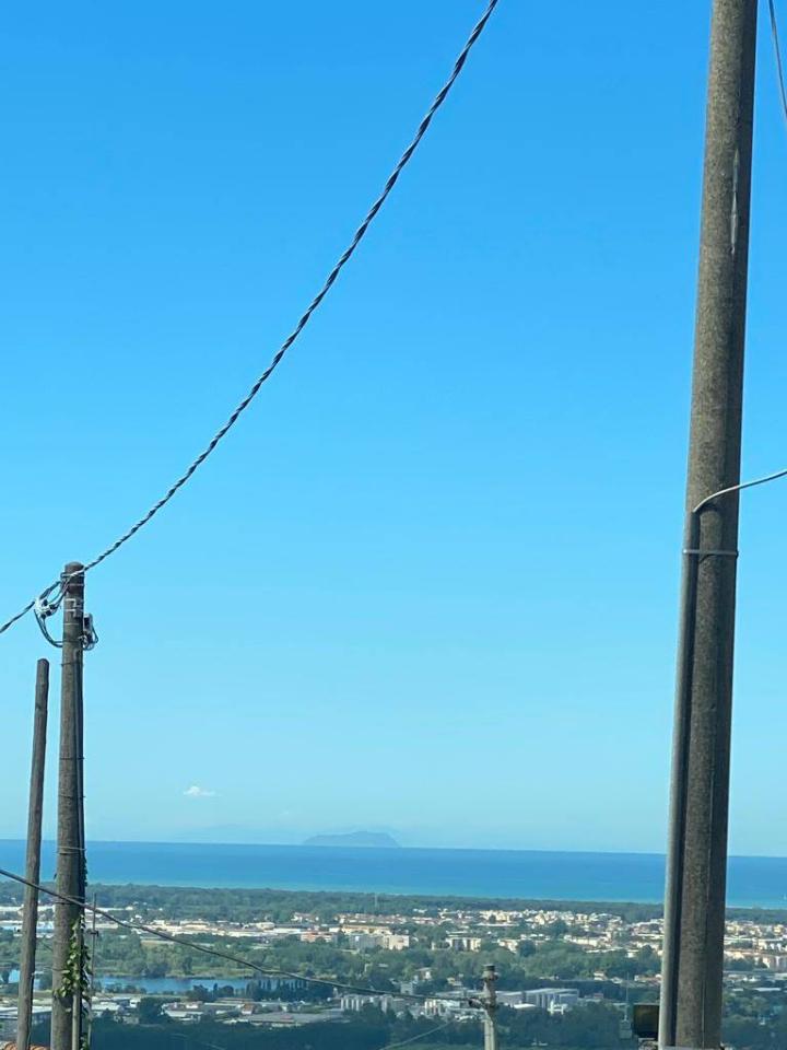 casa indipendente in vendita a Camaiore in zona Pontemazzori