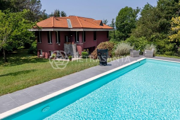 casa indipendente in vendita a Camaiore in zona Pieve di Camaiore