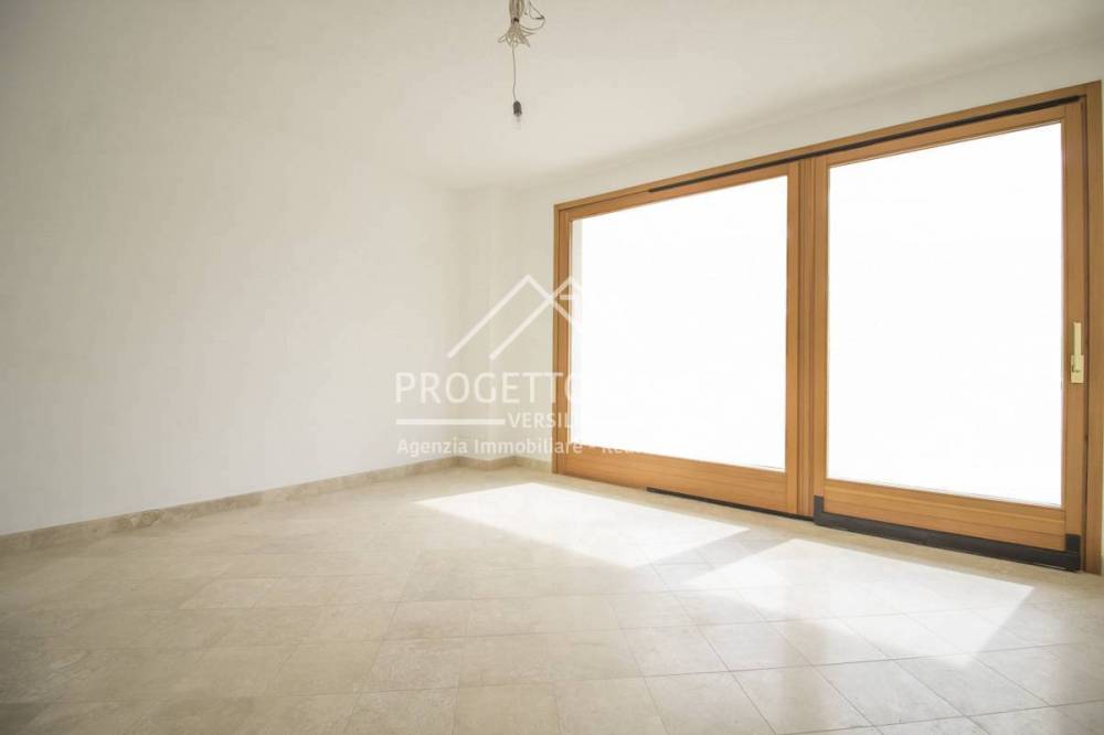 casa indipendente in vendita a Camaiore in zona Lido di Camaiore
