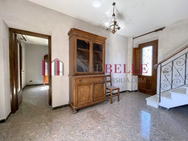 casa indipendente in vendita a Camaiore in zona Capezzano Pianore