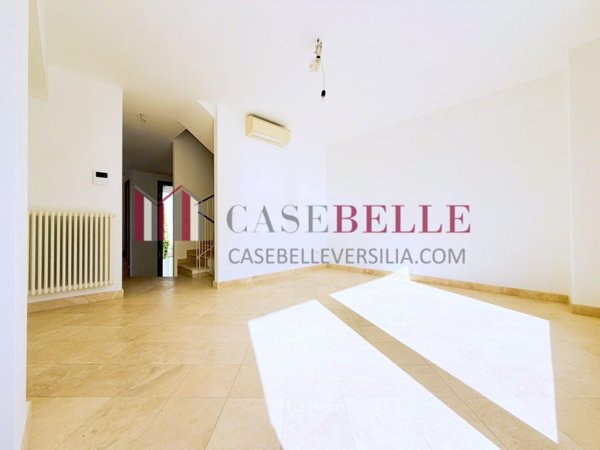 casa indipendente in vendita a Camaiore in zona Secco