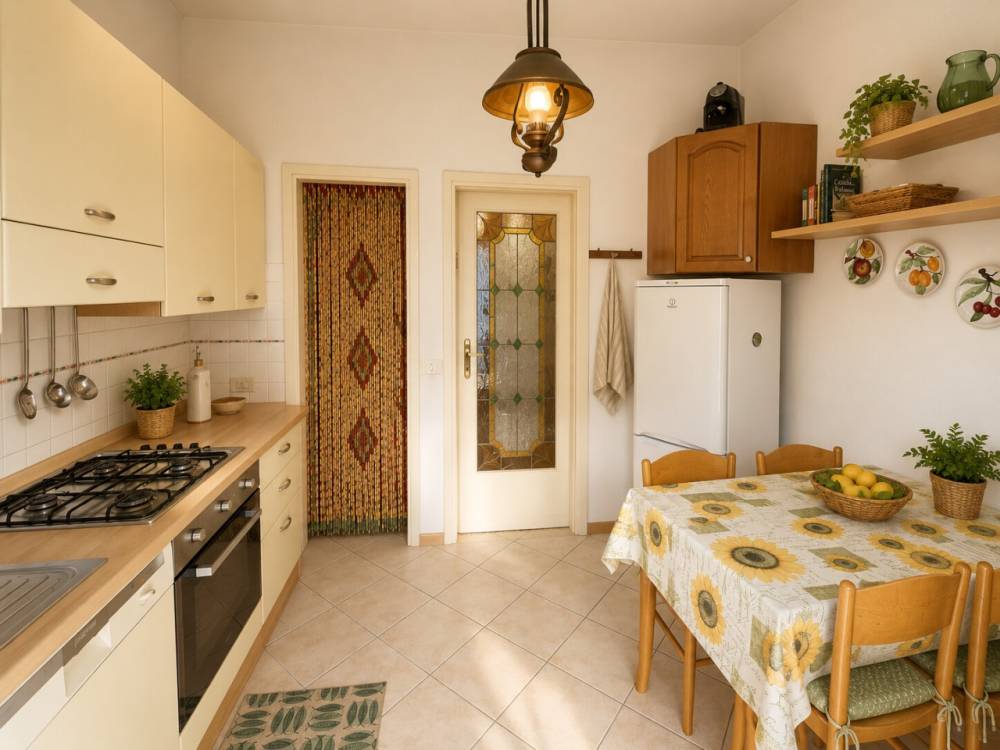 appartamento in vendita a Camaiore in zona Lido di Camaiore