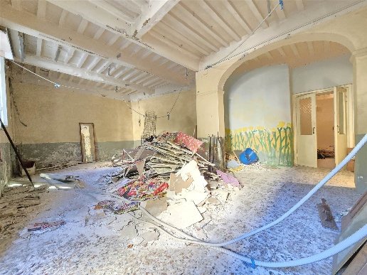 casa indipendente in vendita a Camaiore in zona Vado