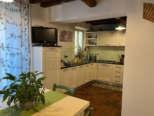 casa indipendente in vendita a Camaiore in zona Lido di Camaiore