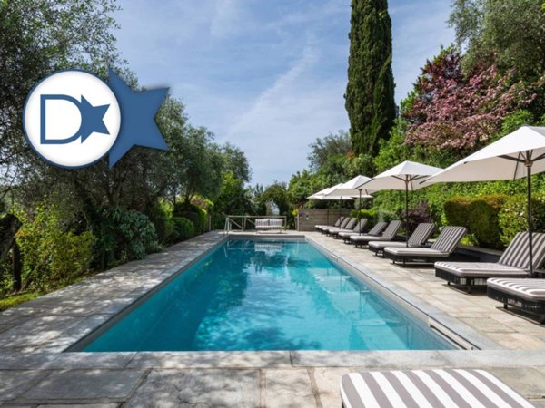casa indipendente in vendita a Camaiore