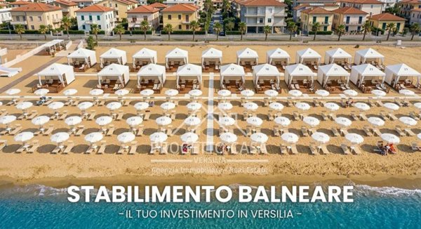 negozio in vendita a Camaiore