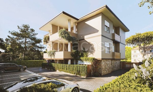 appartamento in vendita a Camaiore in zona Lido di Camaiore