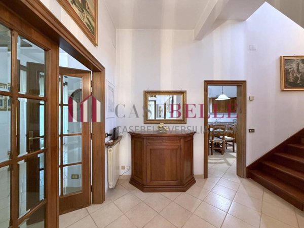 casa indipendente in vendita a Camaiore