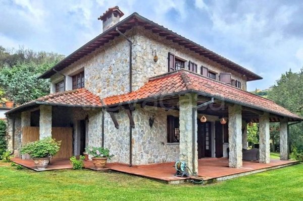 appartamento in vendita a Camaiore