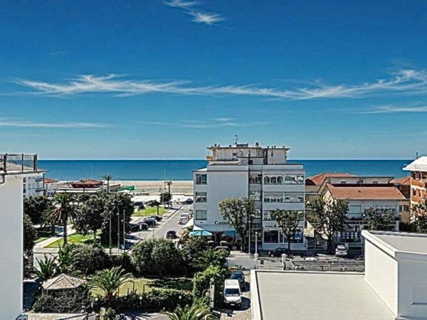 appartamento in vendita a Camaiore in zona Secco