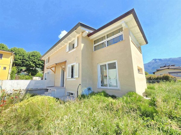 casa indipendente in vendita a Camaiore in zona Pieve di Camaiore