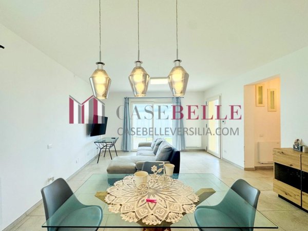 casa indipendente in vendita a Camaiore