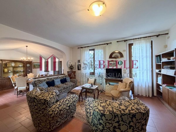 casa indipendente in vendita a Camaiore in zona Capezzano Pianore