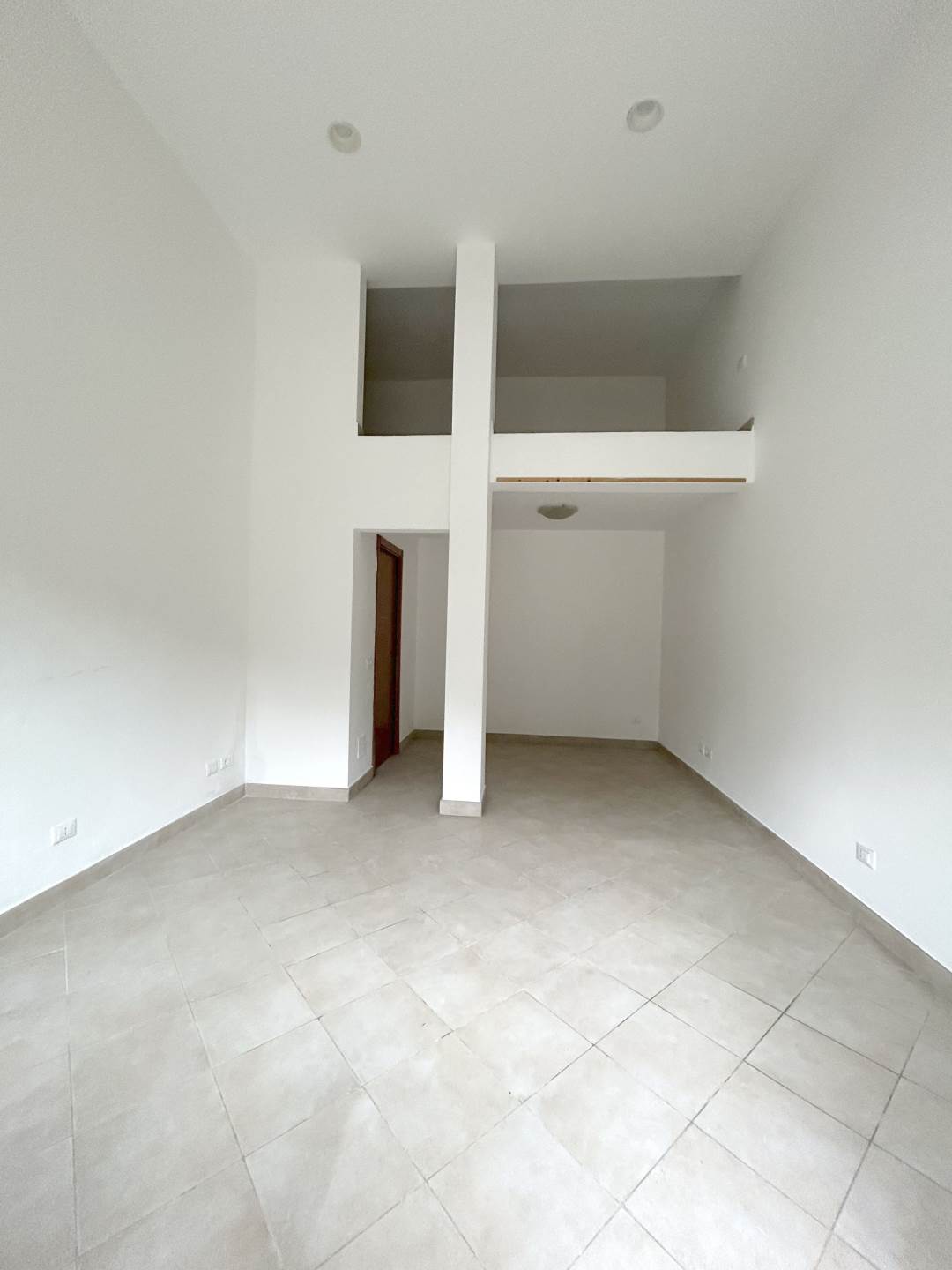 negozio in vendita a Camaiore
