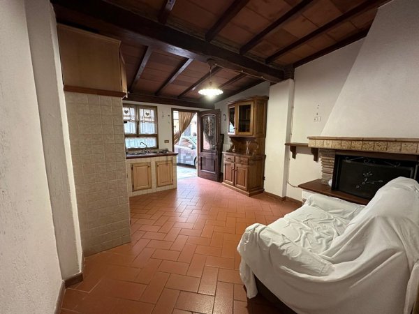 casa indipendente in vendita a Camaiore in zona Lido di Camaiore
