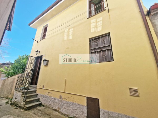 casa indipendente in vendita a Camaiore in zona Greppolungo