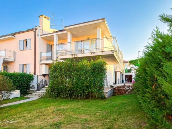 casa indipendente in vendita a Camaiore