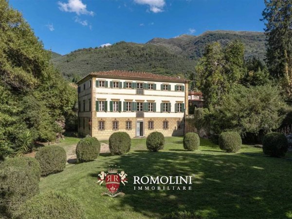 casa indipendente in vendita a Camaiore in zona Pieve di Camaiore