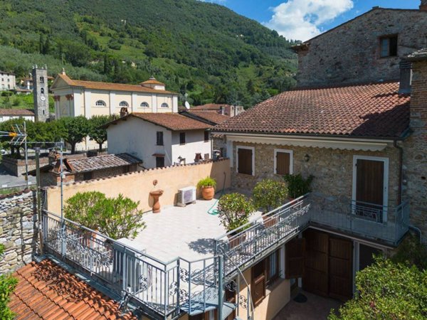 casa indipendente in vendita a Camaiore in zona Nocchi