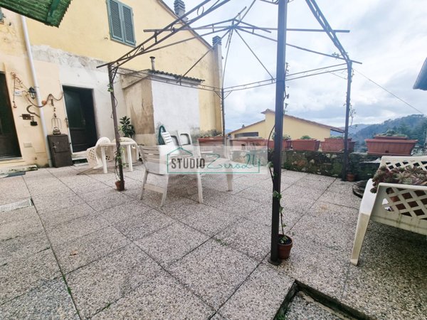 casa indipendente in vendita a Camaiore in zona Gombitelli