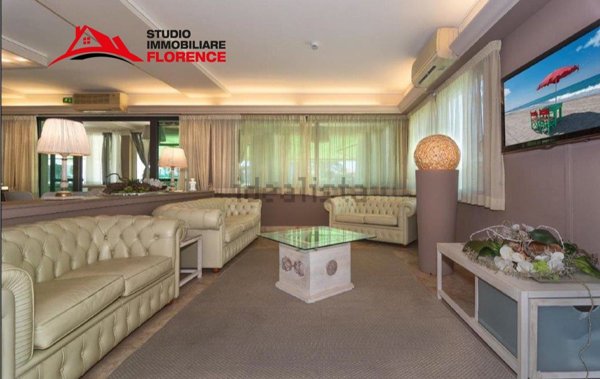 albergo in vendita a Camaiore