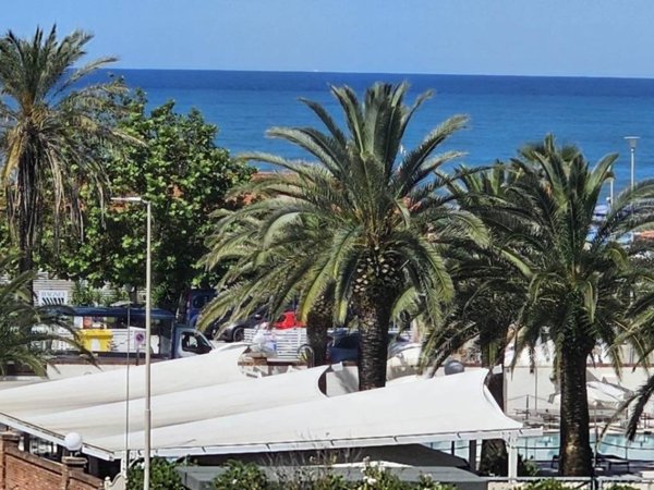 appartamento in vendita a Camaiore in zona Secco