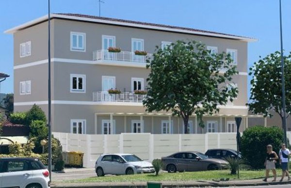 appartamento in vendita a Camaiore in zona Secco