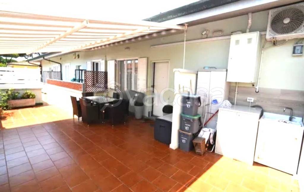 appartamento in vendita a Camaiore in zona Lido di Camaiore