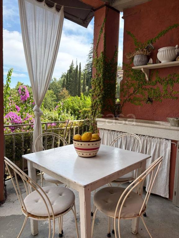 casa indipendente in vendita a Camaiore in zona Pedona