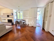 casa indipendente in vendita a Camaiore in zona Lido di Camaiore