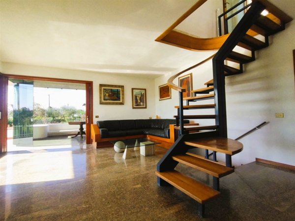 casa indipendente in vendita a Camaiore in zona Lido di Camaiore