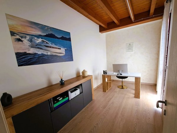 appartamento in vendita a Camaiore in zona Capezzano Pianore