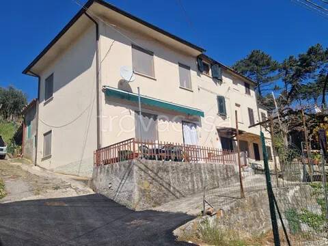 casa indipendente in vendita a Camaiore