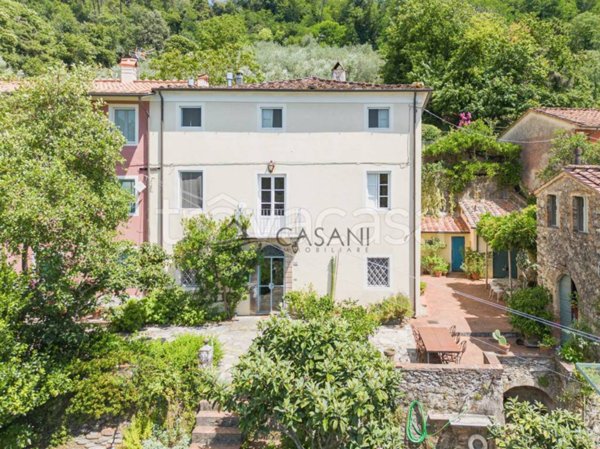 casa indipendente in vendita a Camaiore in zona Orbicciano