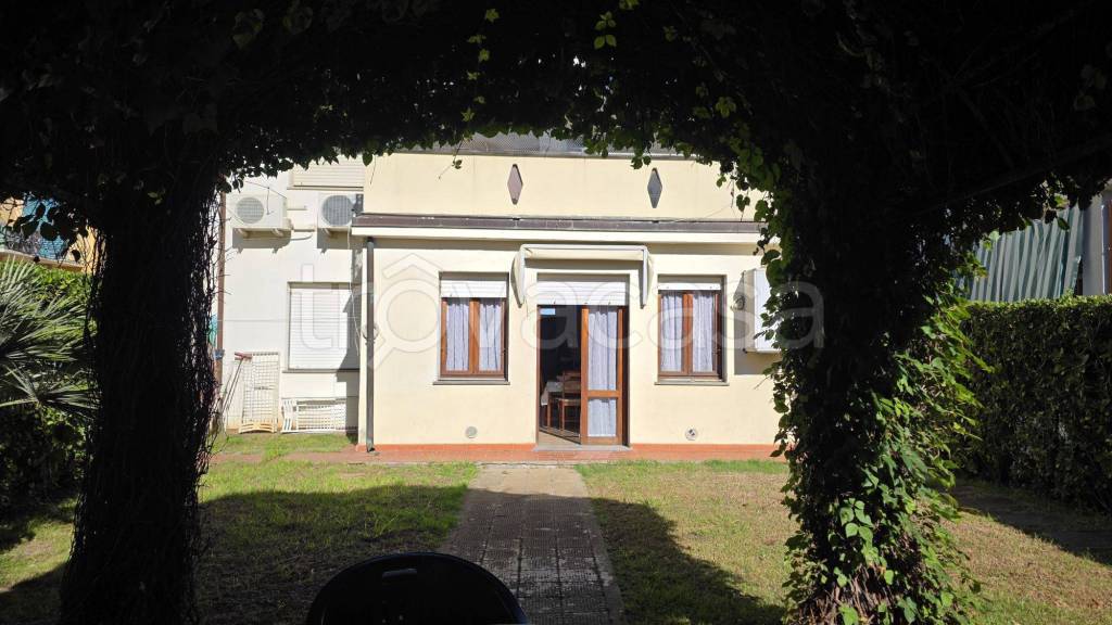 appartamento in vendita a Camaiore in zona Secco