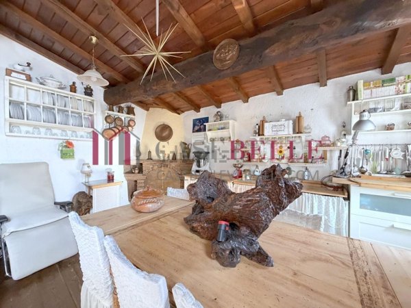 appartamento in vendita a Camaiore in zona Pieve di Camaiore