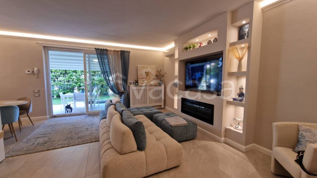 casa indipendente in vendita a Camaiore in zona Secco