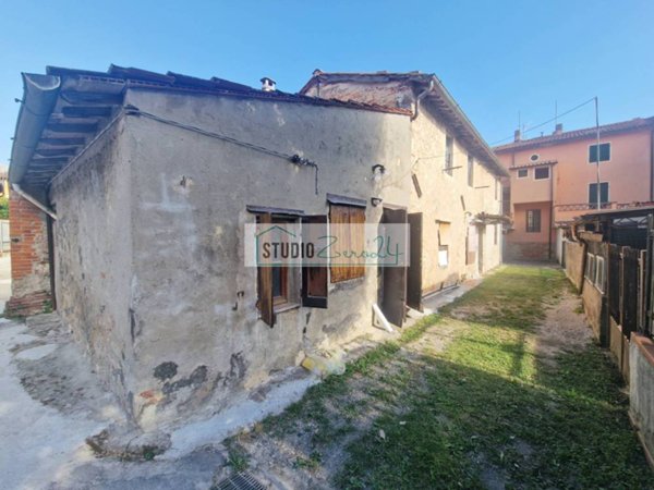 casa indipendente in vendita a Camaiore in zona Lido di Camaiore