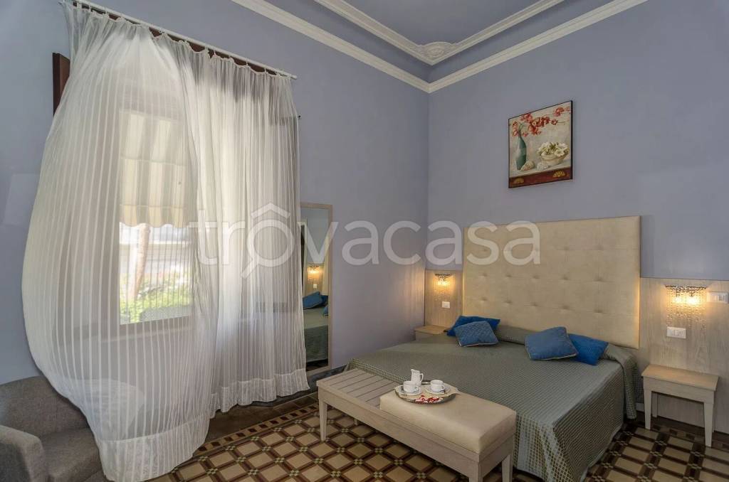 appartamento in vendita a Camaiore in zona Lido di Camaiore