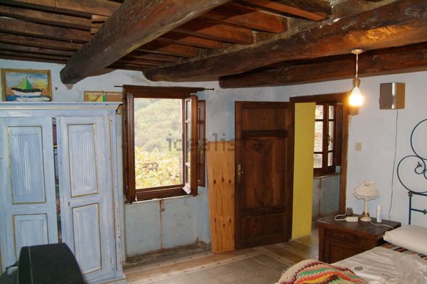 casale in vendita a Camaiore in zona Casoli