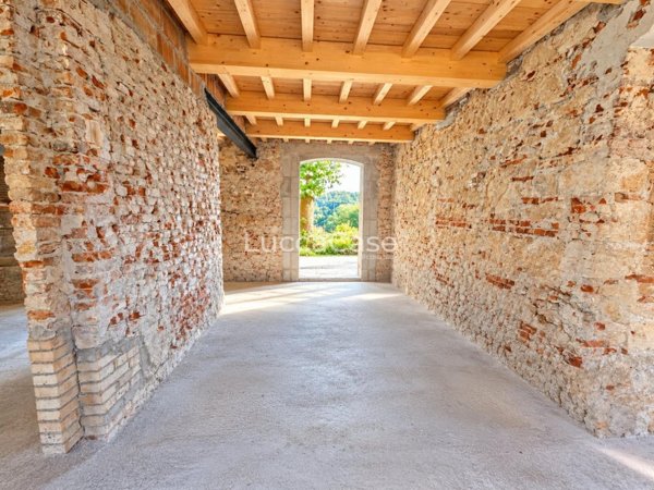 casa indipendente in vendita a Camaiore in zona Lido di Camaiore