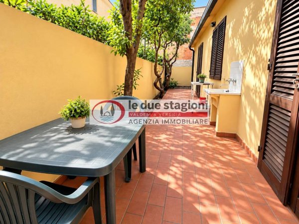 appartamento in vendita a Camaiore in zona Secco