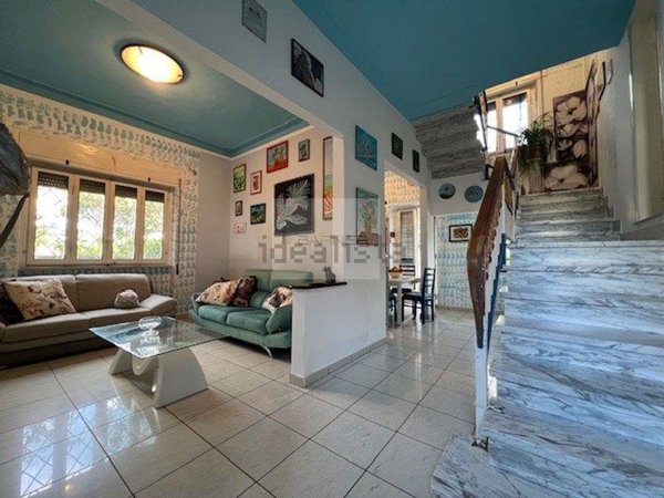 casa indipendente in vendita a Camaiore