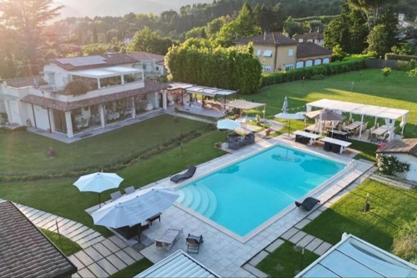 casa indipendente in vendita a Camaiore in zona Marignana