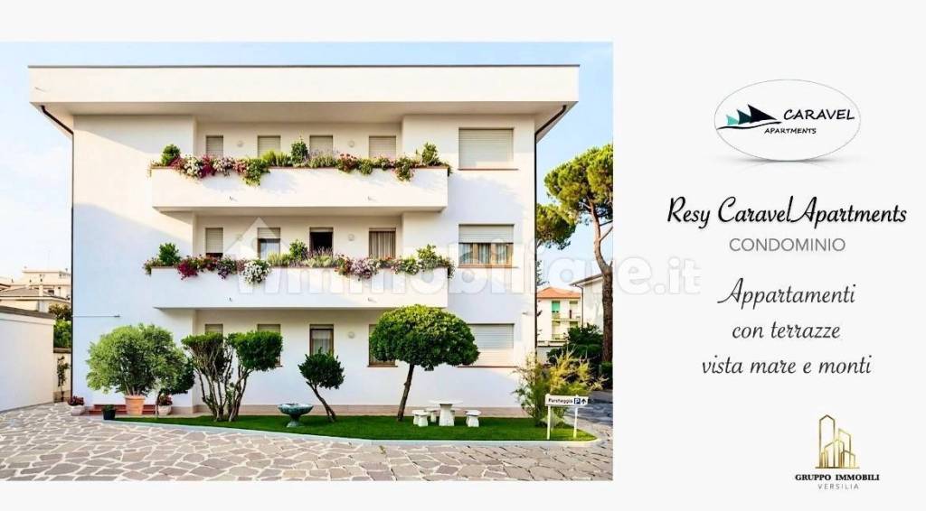appartamento in vendita a Camaiore in zona Lido di Camaiore